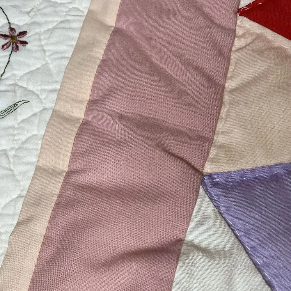 Vtg Handstitched Quilt Multicolor Dresden Plate approx. 96” x 80” w/ Border